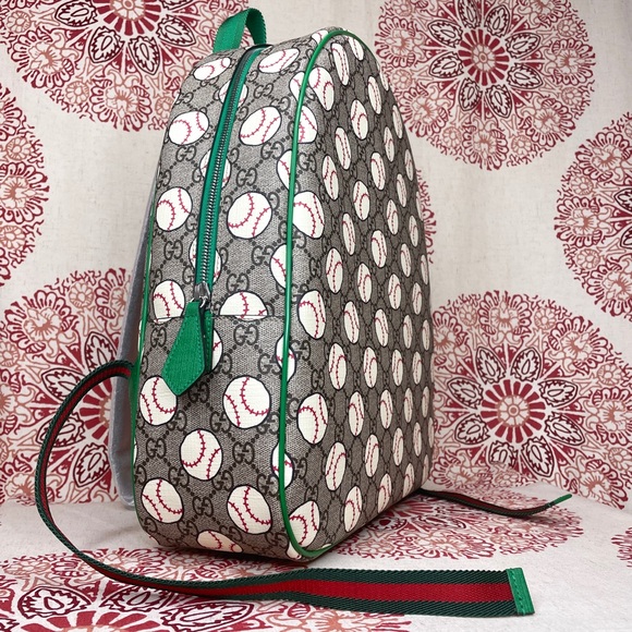 GUCCI 433578 Beige Baseball GG Supreme Backpack - Picture 3 of 11